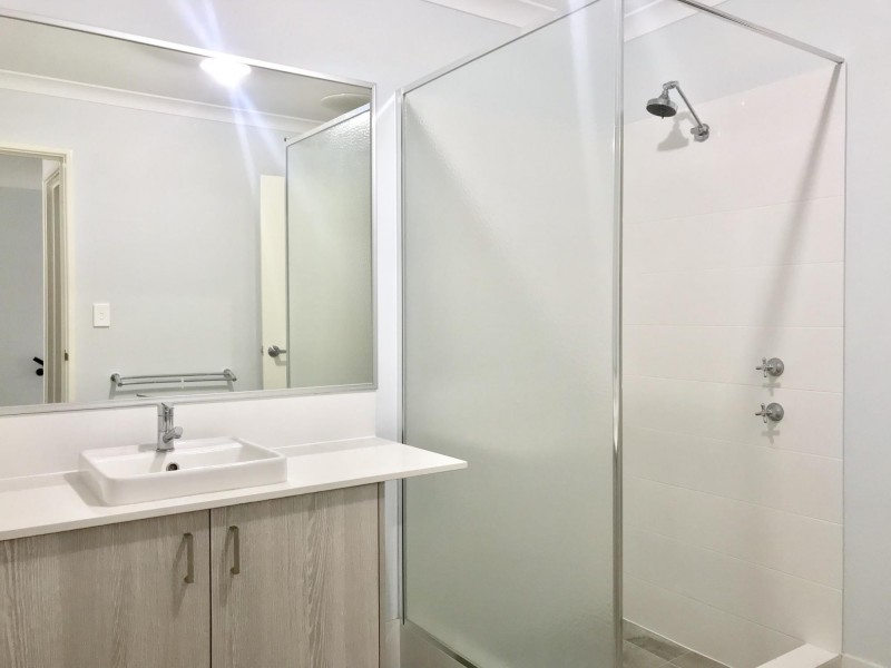 10 Selset Lane, Aveley WA 6069