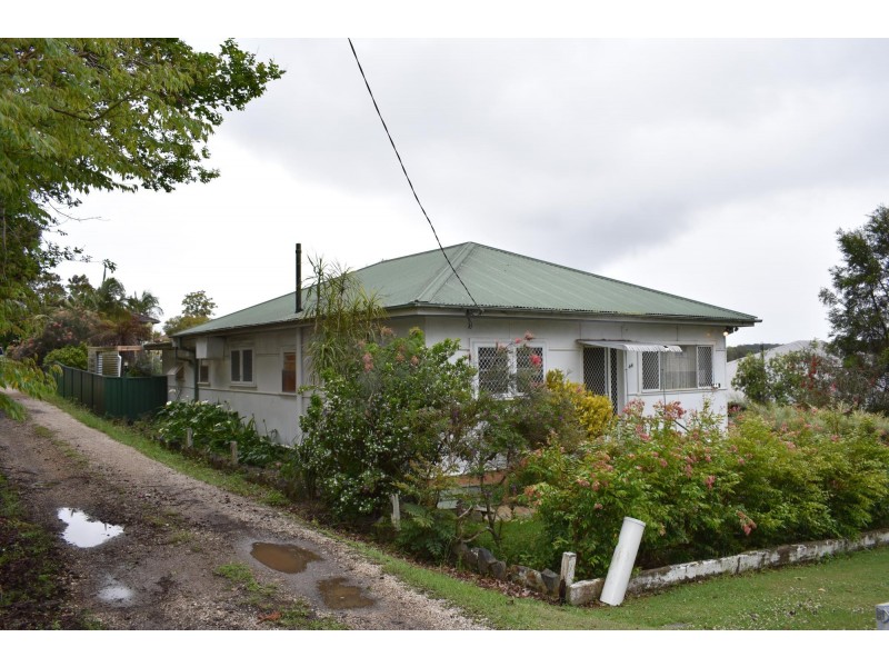 44 West Street, Macksville NSW 2447