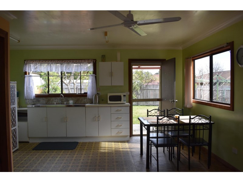 17 Hennessy Street, Stuarts Point NSW 2441