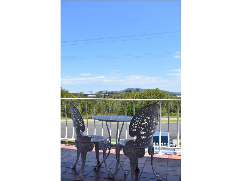 5 Bellevue Drive, Macksville NSW 2447