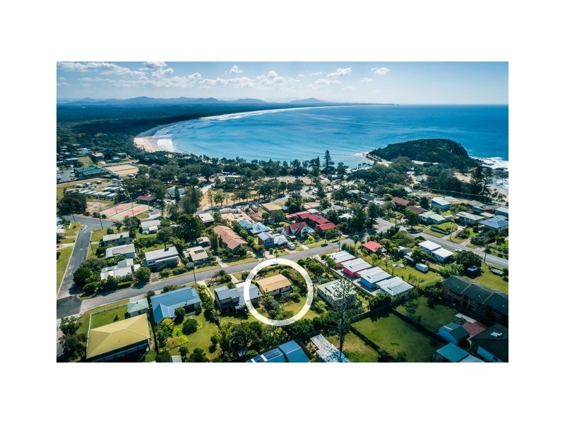 9 Wallace Street, Scotts Head NSW 2447