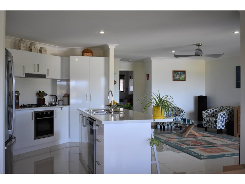 2 Giiguy Close, Macksville NSW 2447