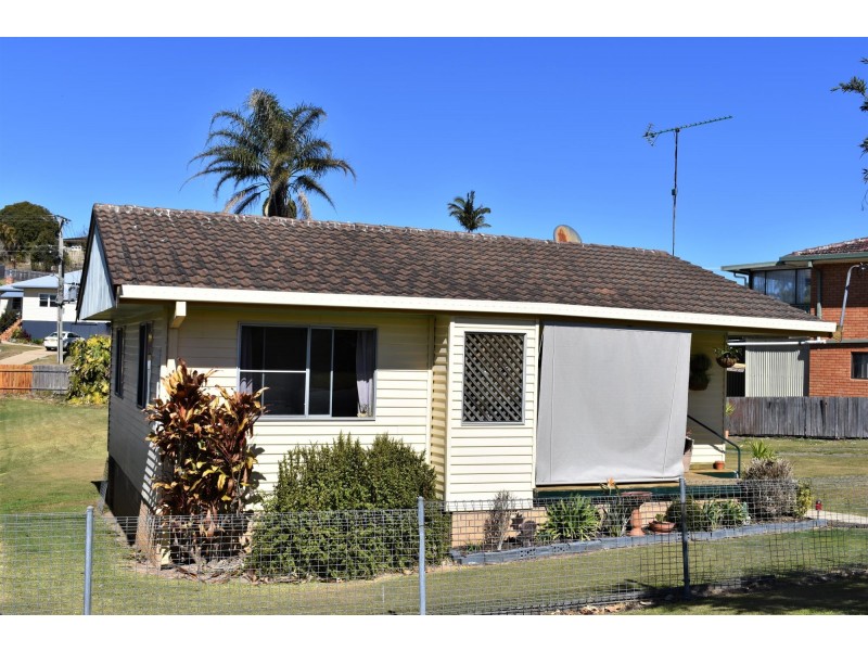 8 Briner Street, Macksville NSW 2447