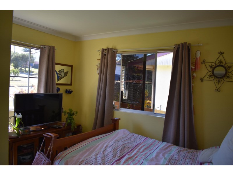 8 Briner Street, Macksville NSW 2447