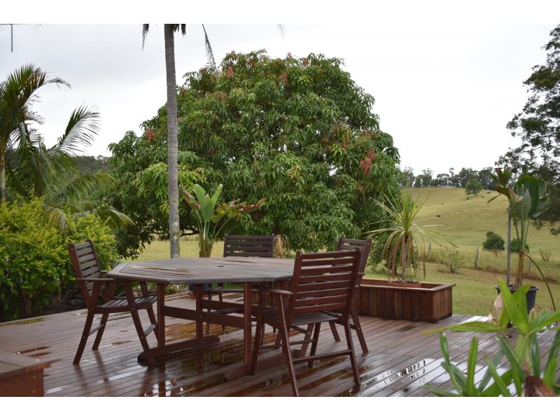 83 North Bank Road, Yarranbella NSW 2447