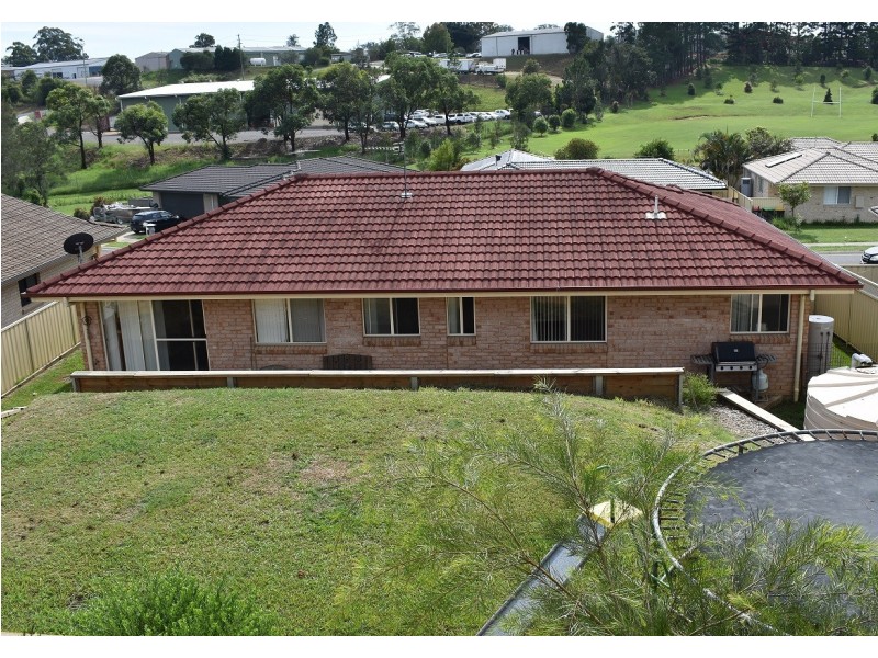 11 Laura Place, Macksville NSW 2447