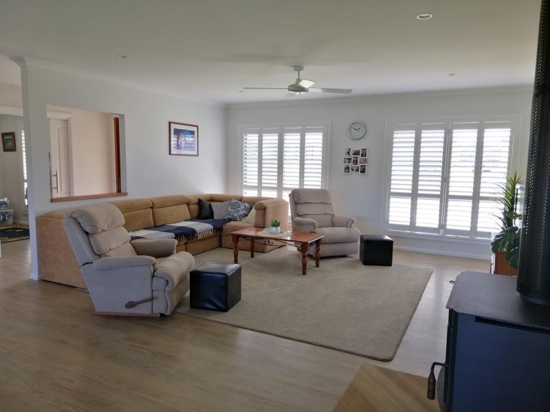 15 Geoffrey Charles Drive, Macksville NSW 2447