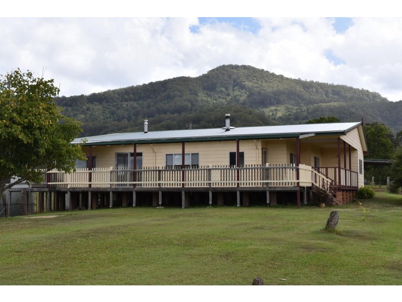 121 Whites Road, Yarranbella NSW 2447