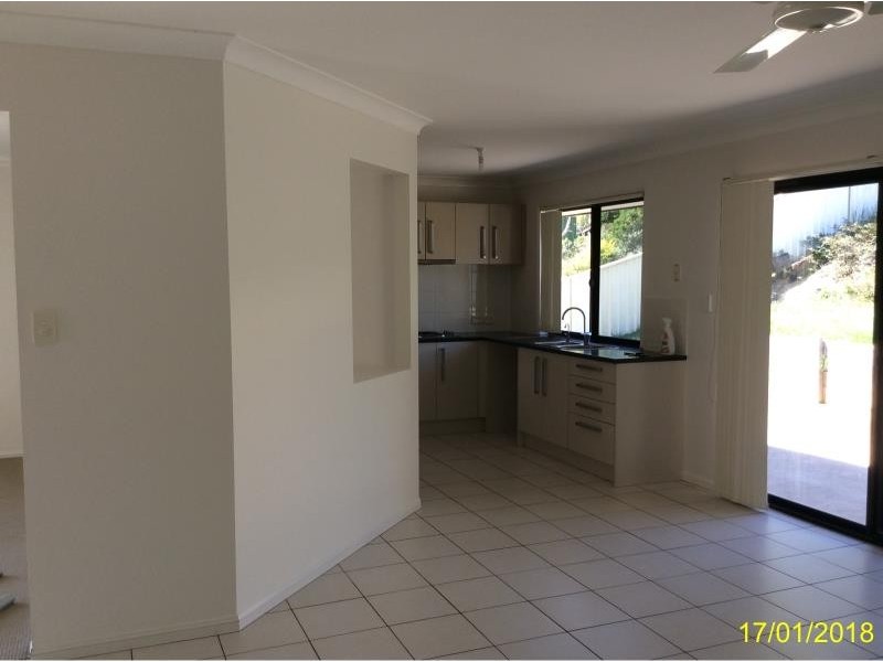 15 Laura Place, Macksville NSW 2447