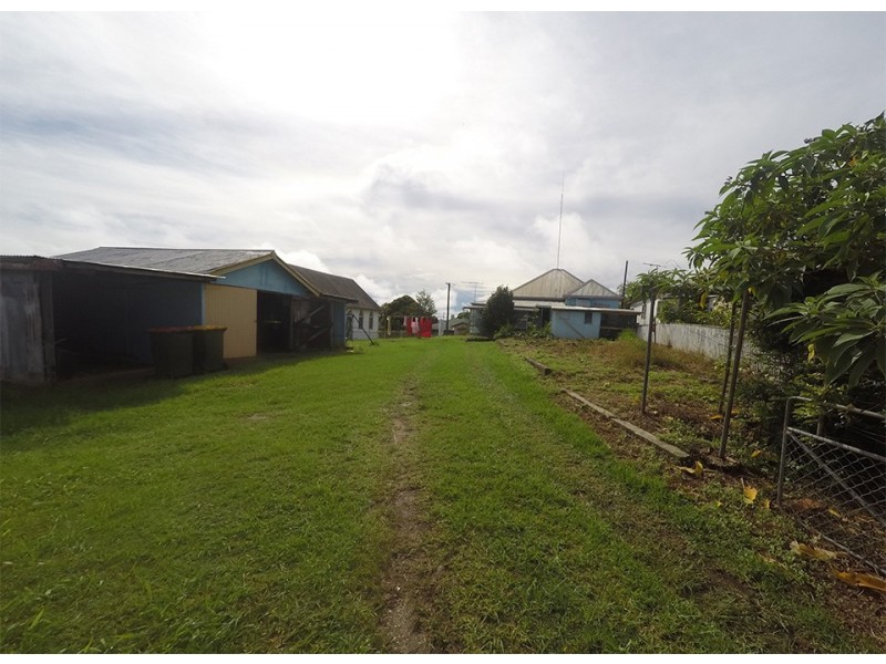 51 Wallace Street, Macksville NSW 2447