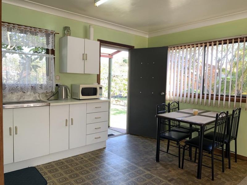 17 Hennessy Street, Stuarts Point NSW 2441