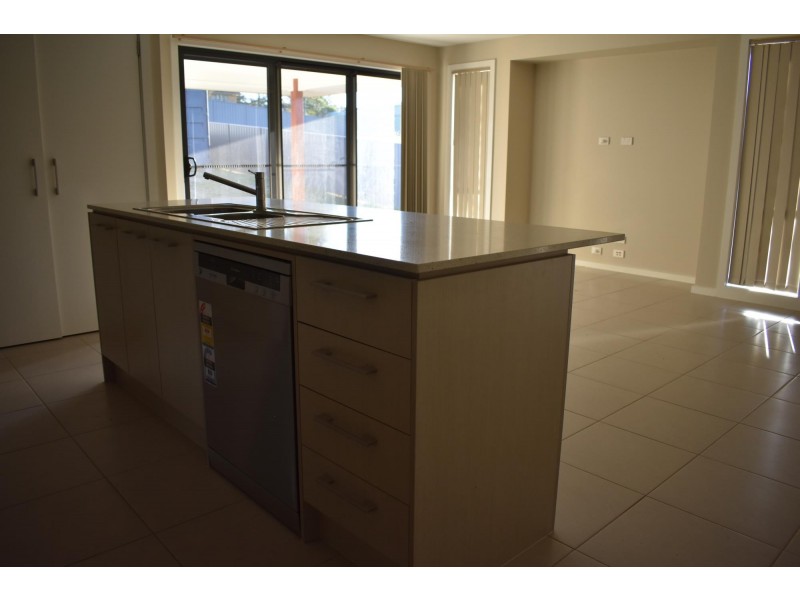 5 Macksville Heights Drive, Macksville NSW 2447