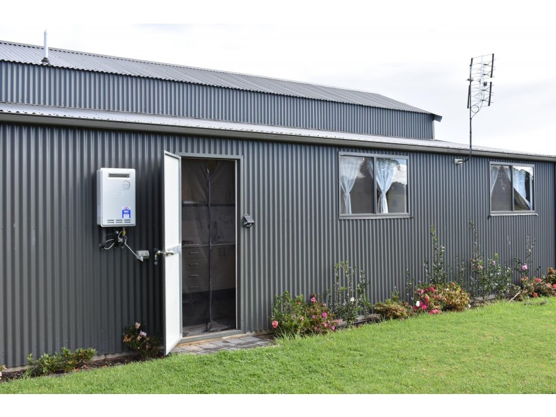 32a Lloyd Street, Macksville NSW 2447
