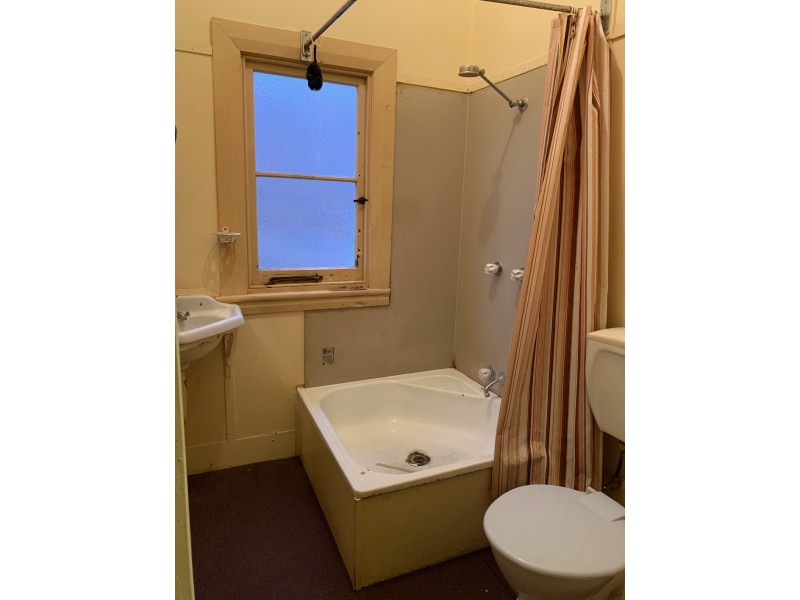 32 Wallace Street, Macksville NSW 2447