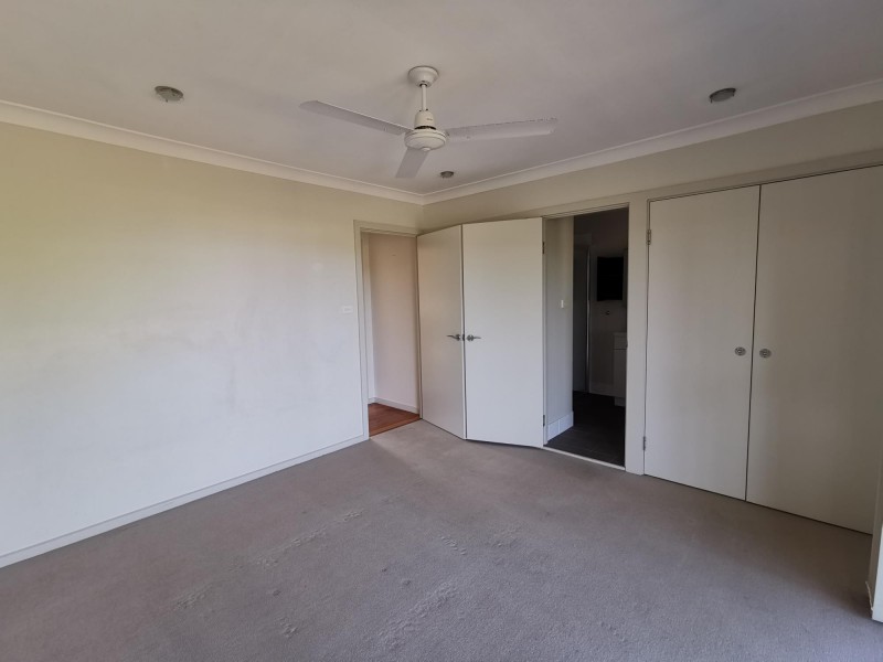 32 McLeod Drive, Scotts Head NSW 2447