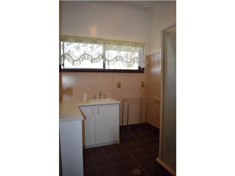 2 Taylors Arm Road, Macksville NSW 2447