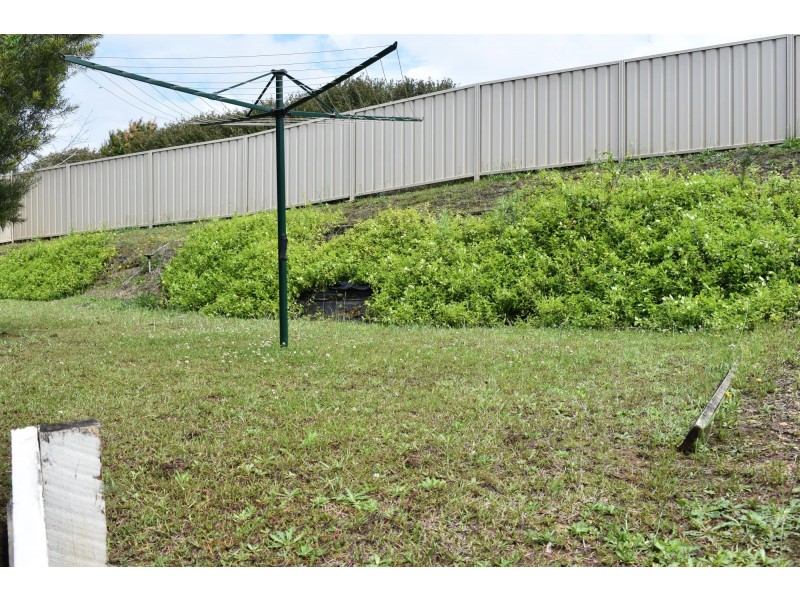 5 Laura Place, Macksville NSW 2447