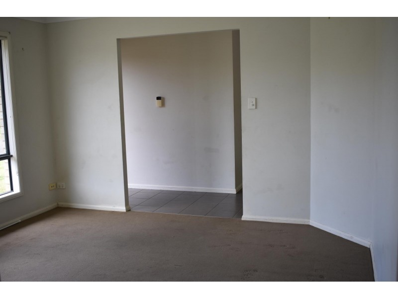 5 Laura Place, Macksville NSW 2447