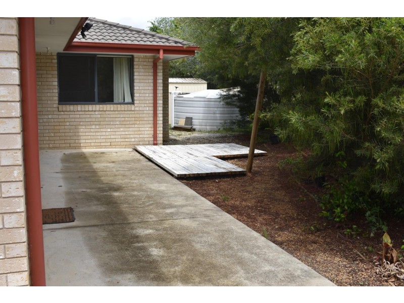 5 Laura Place, Macksville NSW 2447