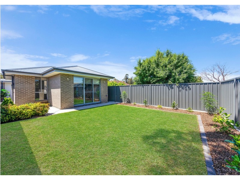 24 Markham Avenue, Enfield SA 5085