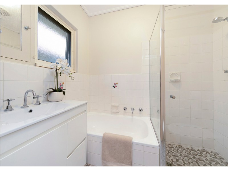 Unit 2/13 Hepburn Street, Broadview SA 5083