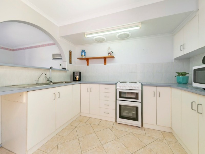 140 Gulf Point Drive, North Haven SA 5018