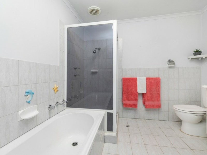 140 Gulf Point Drive, North Haven SA 5018