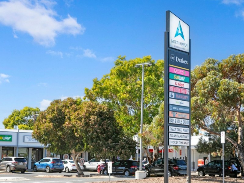 140 Gulf Point Drive, North Haven SA 5018