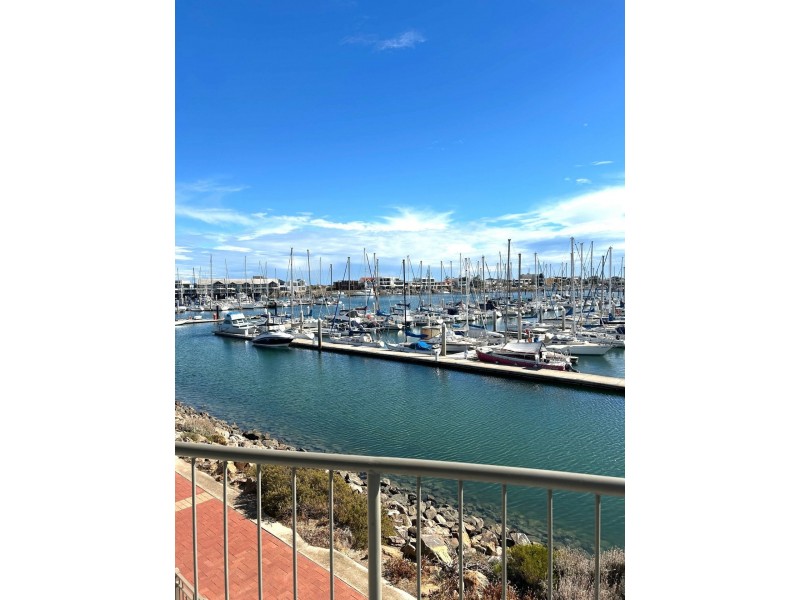 Unit 2/12 Arcadia Court, North Haven SA 5018