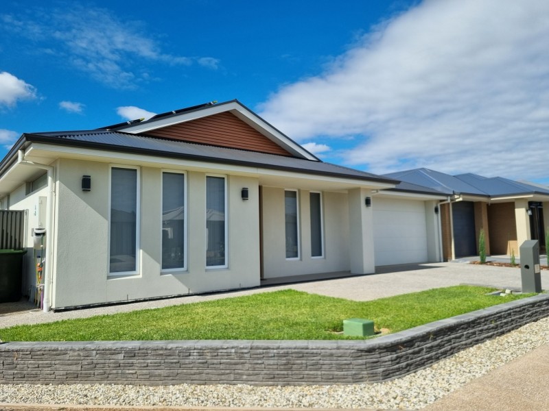 11 South Point Street, Port Noarlunga South SA 5167