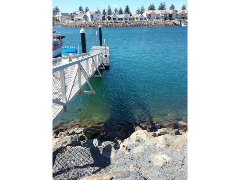 147 Gulf Point Drive, North Haven SA 5018