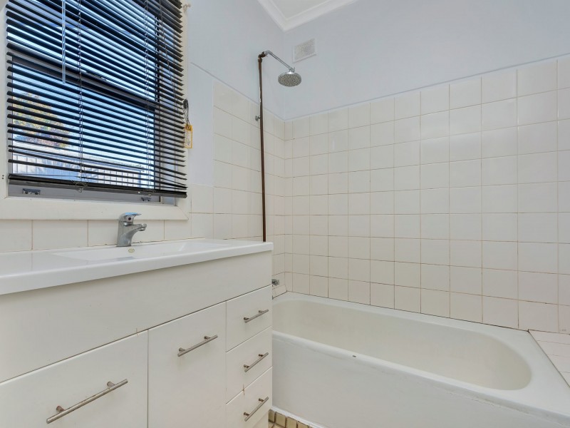 405 Mersey Road, Taperoo SA 5017