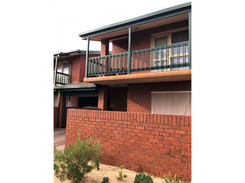 Unit 4/214 Trimmer Parade, Seaton SA 5023