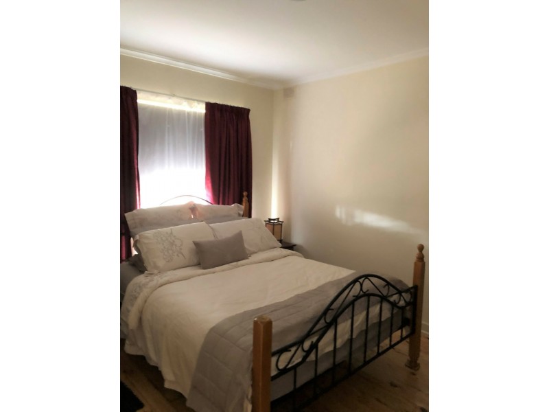 14 Euroa Avenue, Banksia Park SA 5091