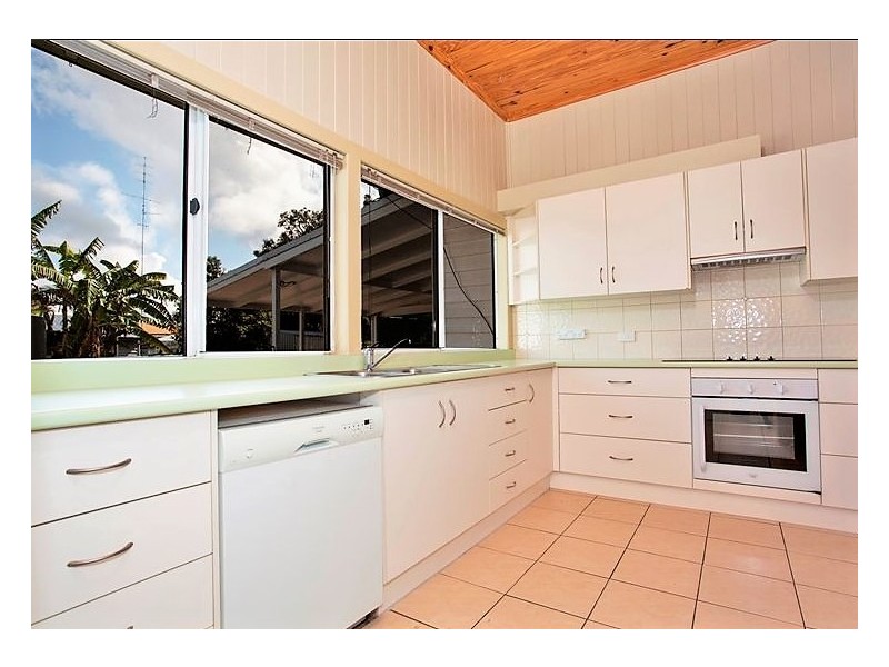 4 Popes Road, Gympie QLD 4570
