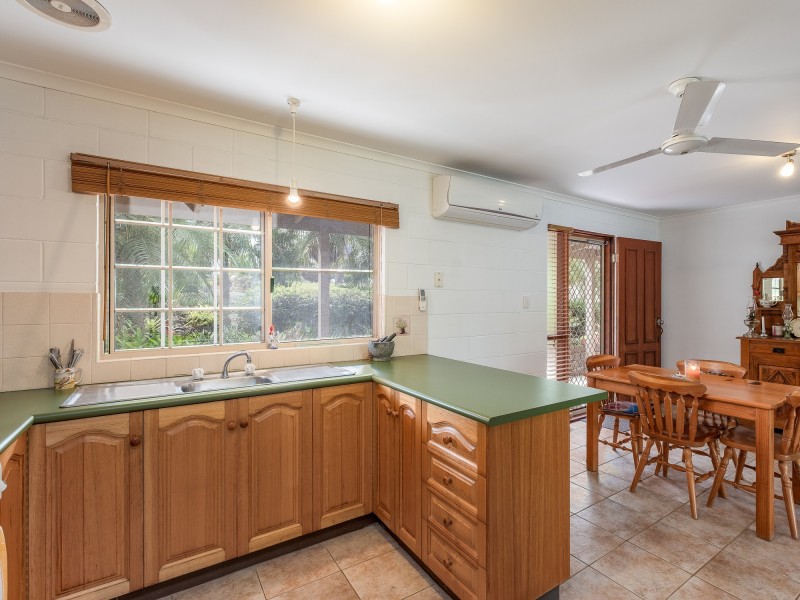 72 Delray Road, Mothar Mountain QLD 4570