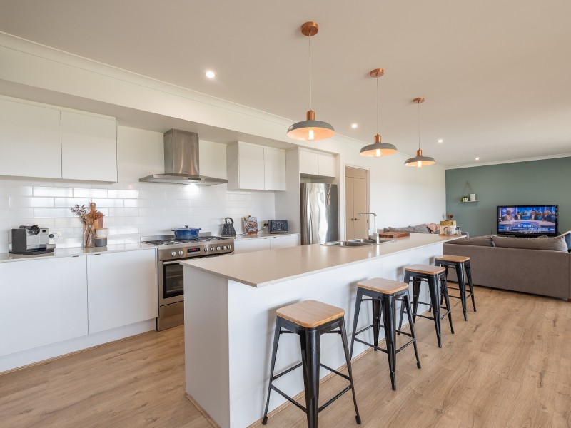 75 Kiaka Road, Lagoon Pocket QLD 4570