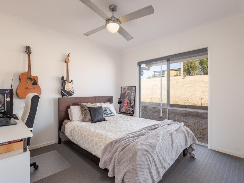 75 Kiaka Road, Lagoon Pocket QLD 4570