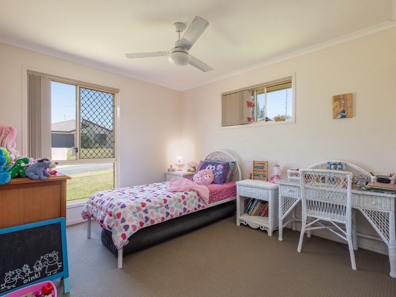 8 Grammar Close, Gympie QLD 4570