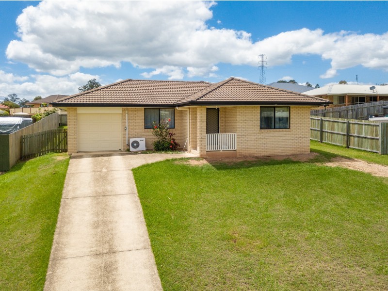 33 Lily Street, Southside QLD 4570