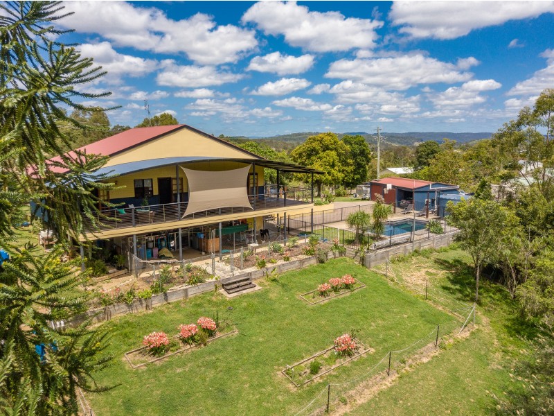 134 Allen Road, Chatsworth QLD 4570
