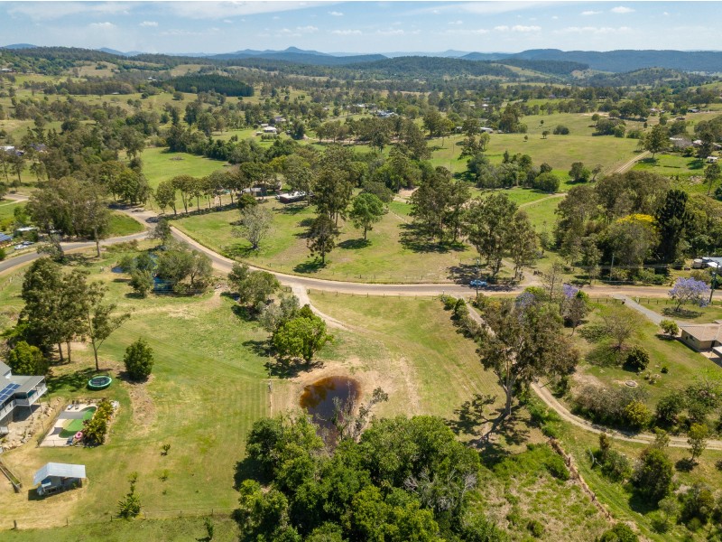 184 Allen Road, Chatsworth QLD 4570
