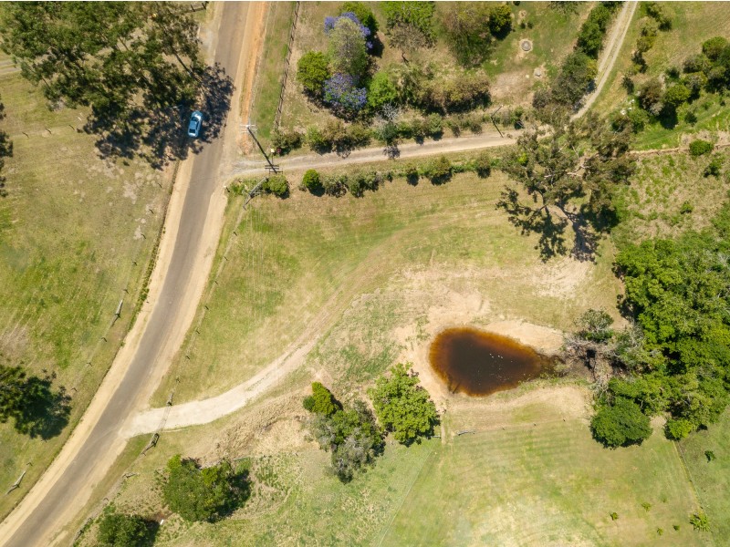 184 Allen Road, Chatsworth QLD 4570