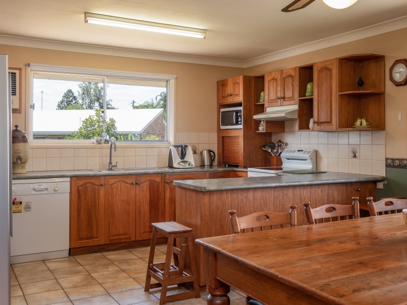 9 Derrilin Drive, Gympie QLD 4570