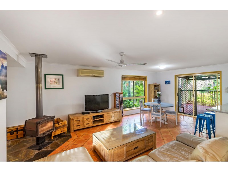 180 Benian Road, The Palms QLD 4570