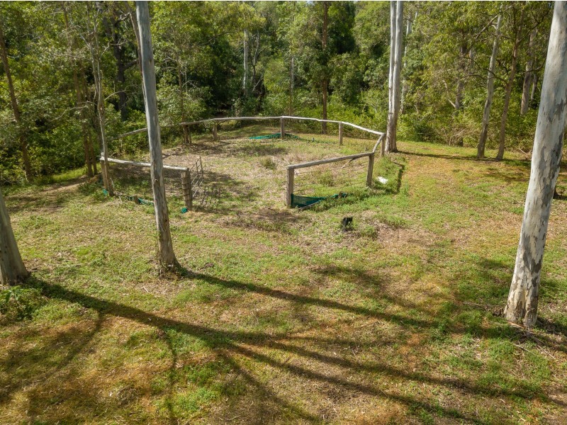 29 Hartwig Road, Mothar Mountain QLD 4570