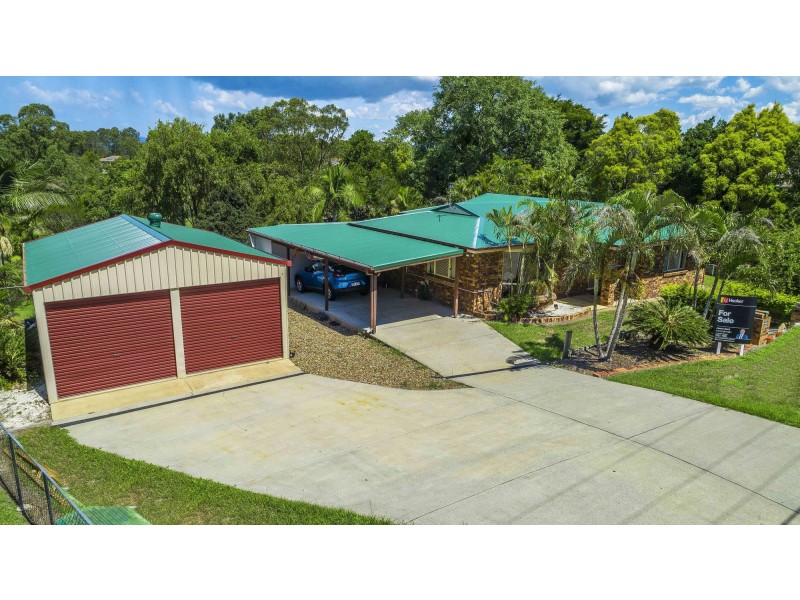 13 Kimberley Avenue, Southside QLD 4570