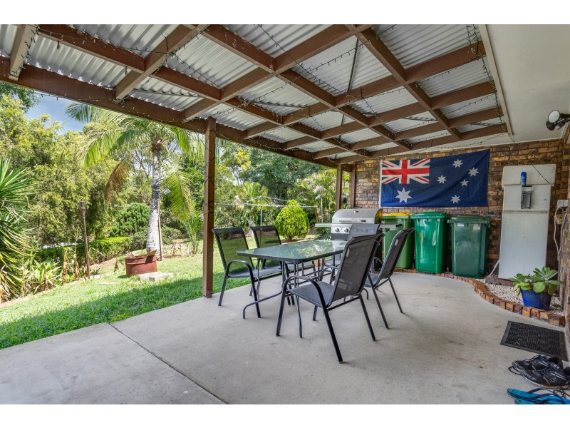 13 Kimberley Avenue, Southside QLD 4570