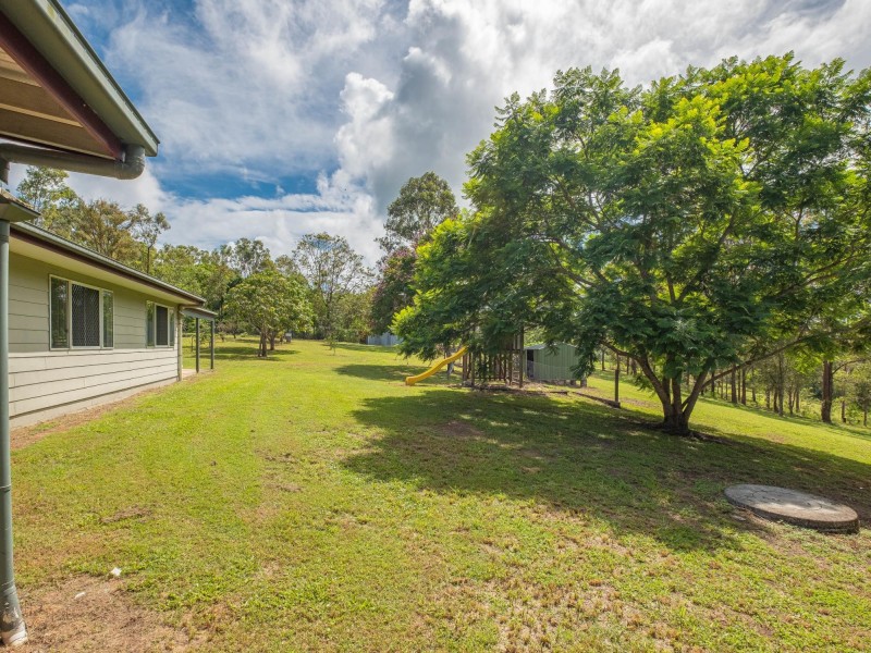 60 Allen Road, Chatsworth QLD 4570