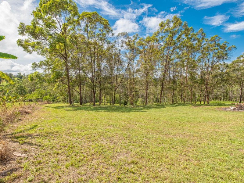 60 Allen Road, Chatsworth QLD 4570